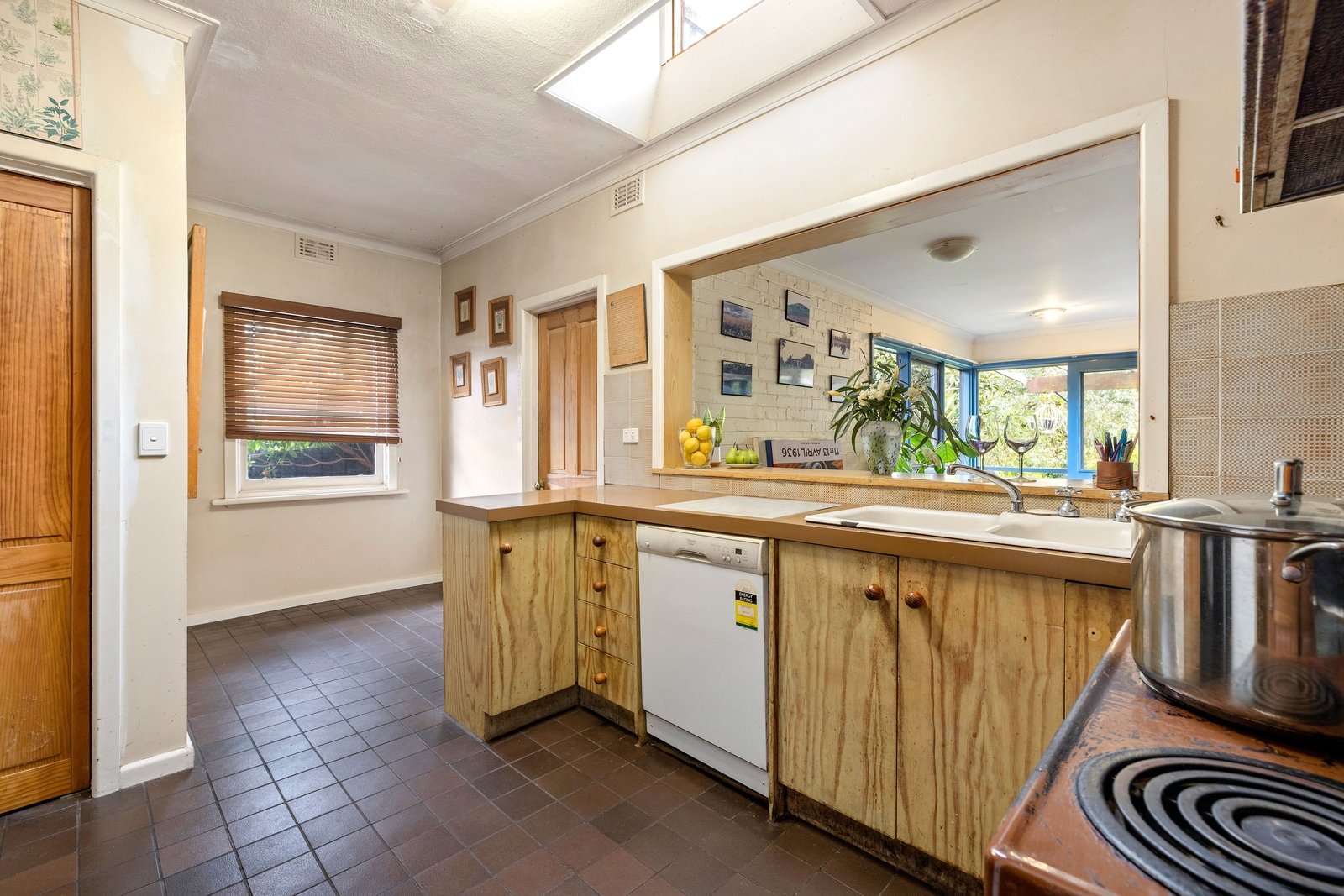 Gallery: 25 Mary Street