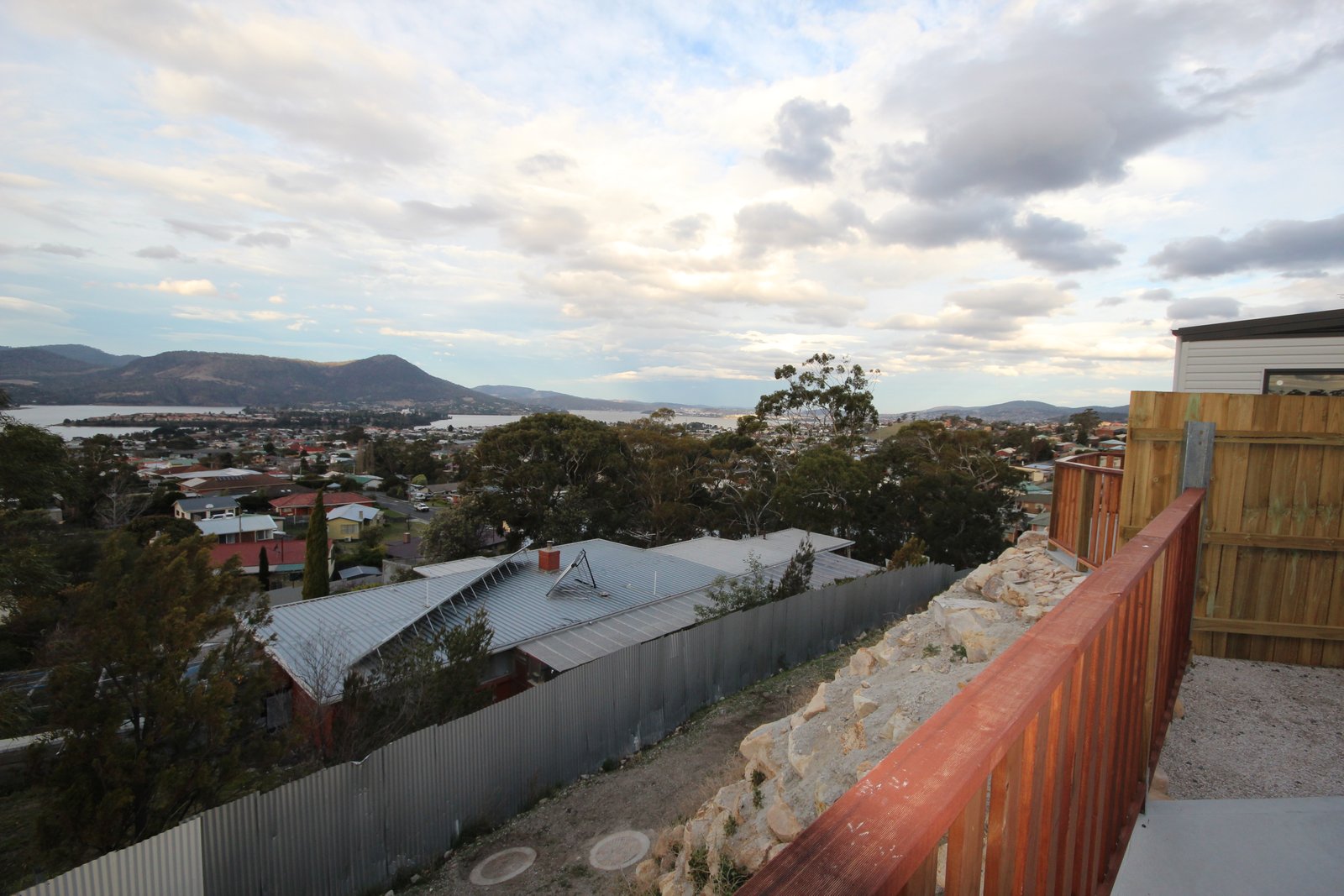 25 McGill Rise CLAREMONT 14