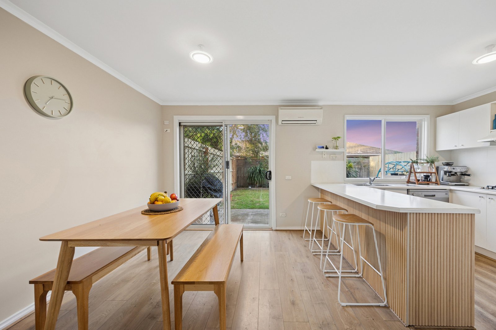 Gallery: 2/5 McIntosh Court