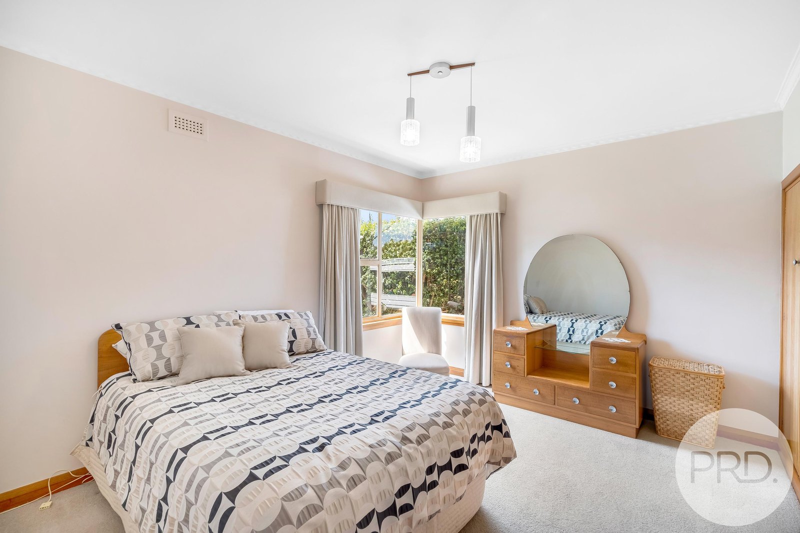 25 Meath Avenue TAROONA 21