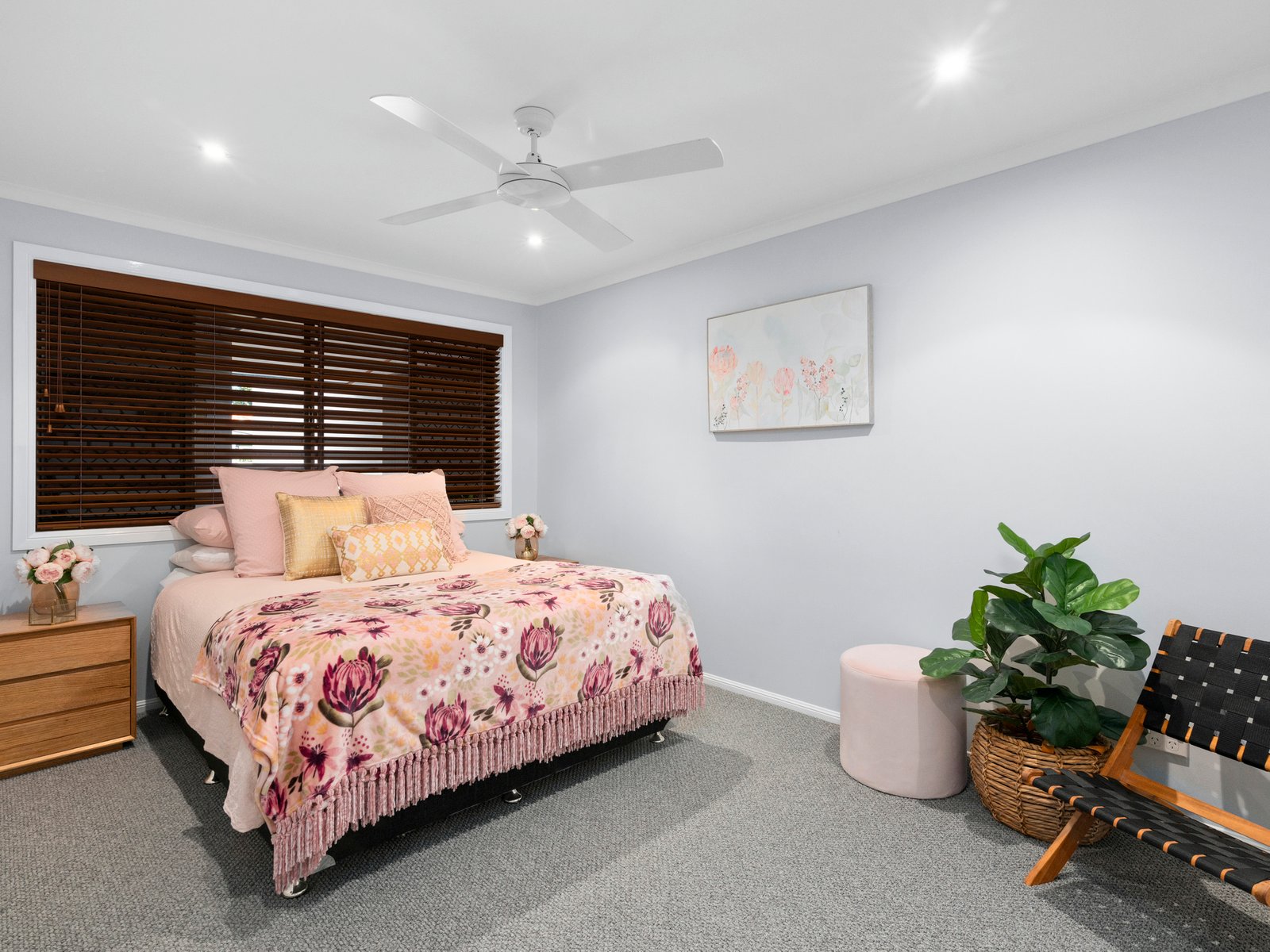 25 Melaleuca Drive PALM BEACH 15