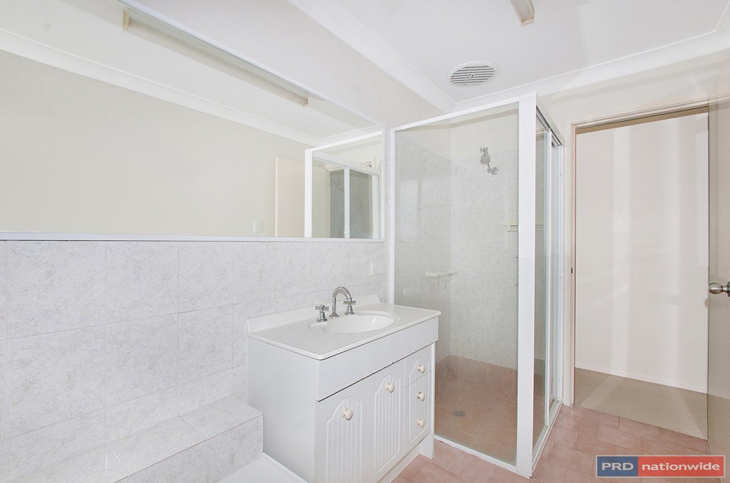 2/5 Mill Street LAURIETON 5