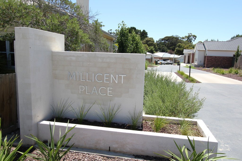 25 Millicent Place BALLARAT EAST 2