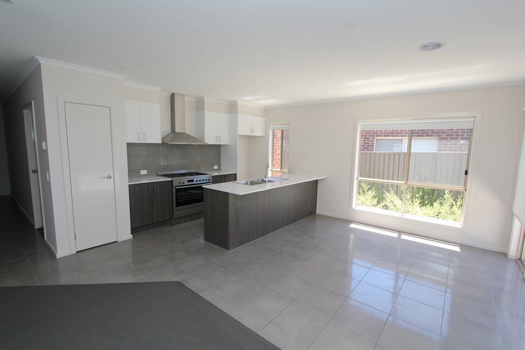 25 Millicent Place BALLARAT EAST 3