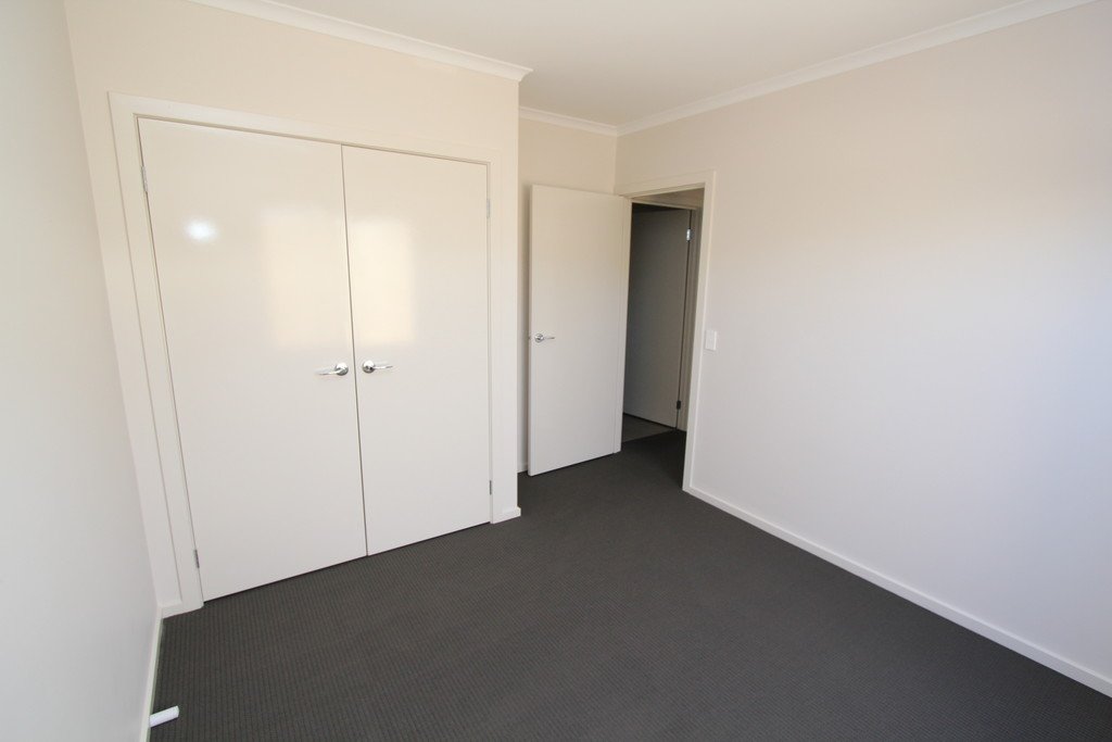 25 Millicent Place BALLARAT EAST 8