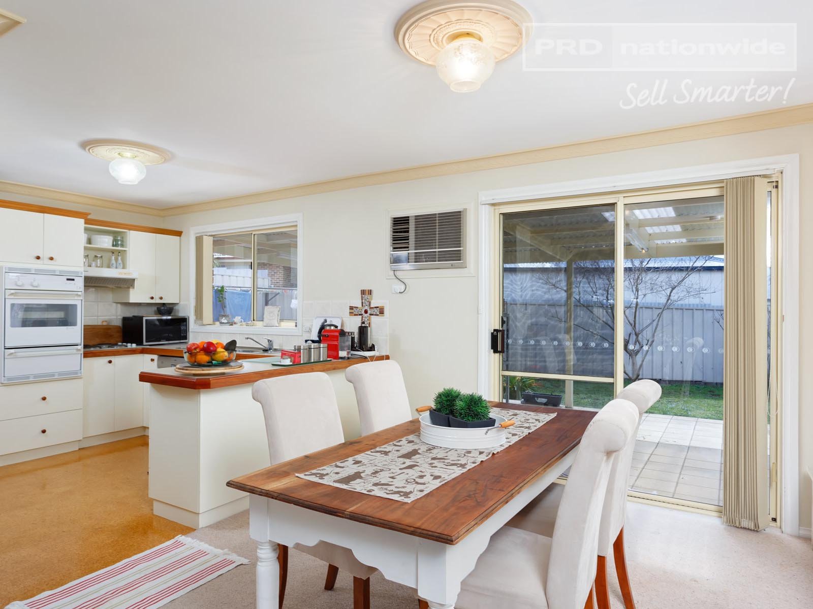 2/5 Minchin Place KOORINGAL 3