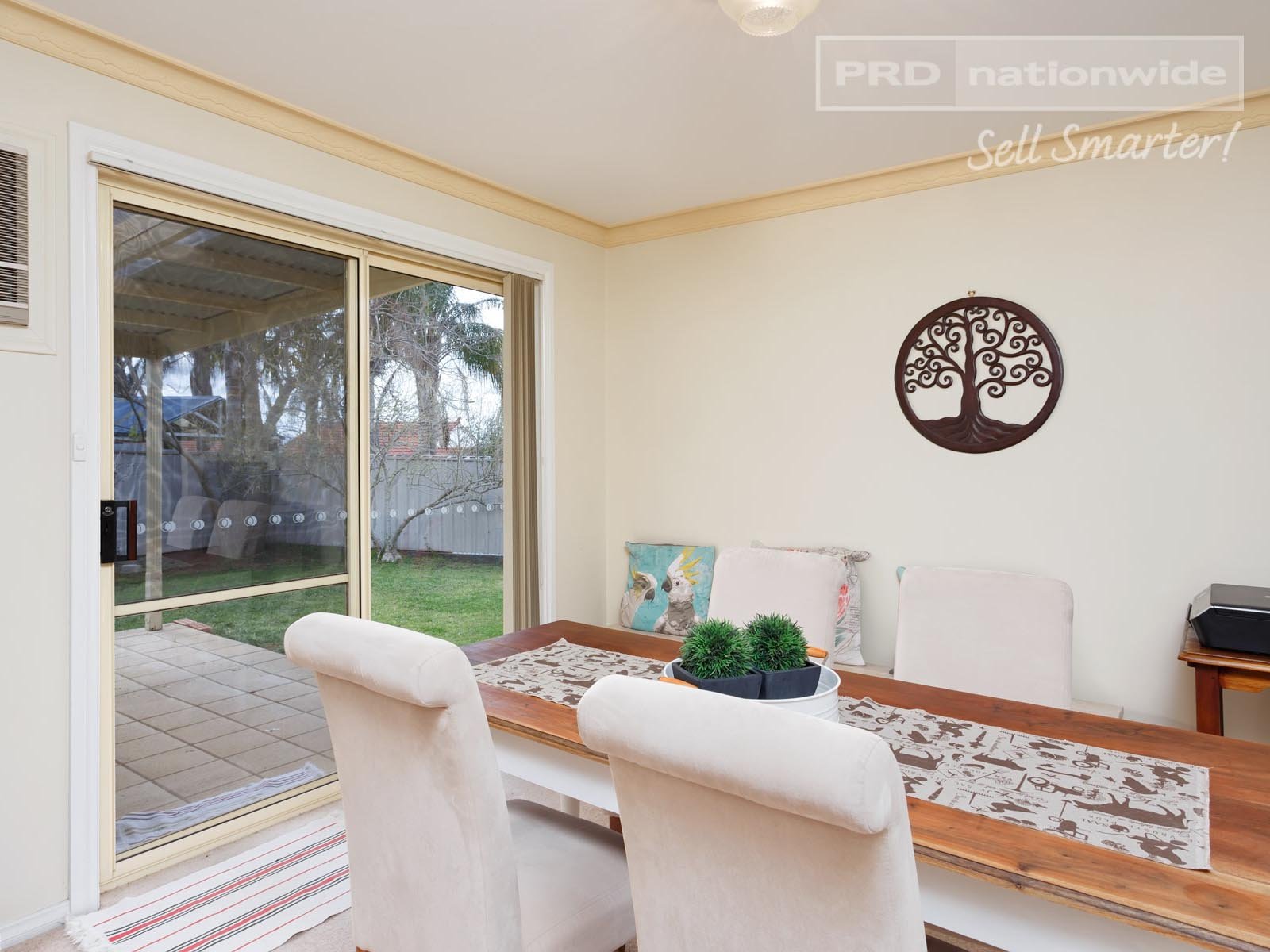2/5 Minchin Place KOORINGAL 4