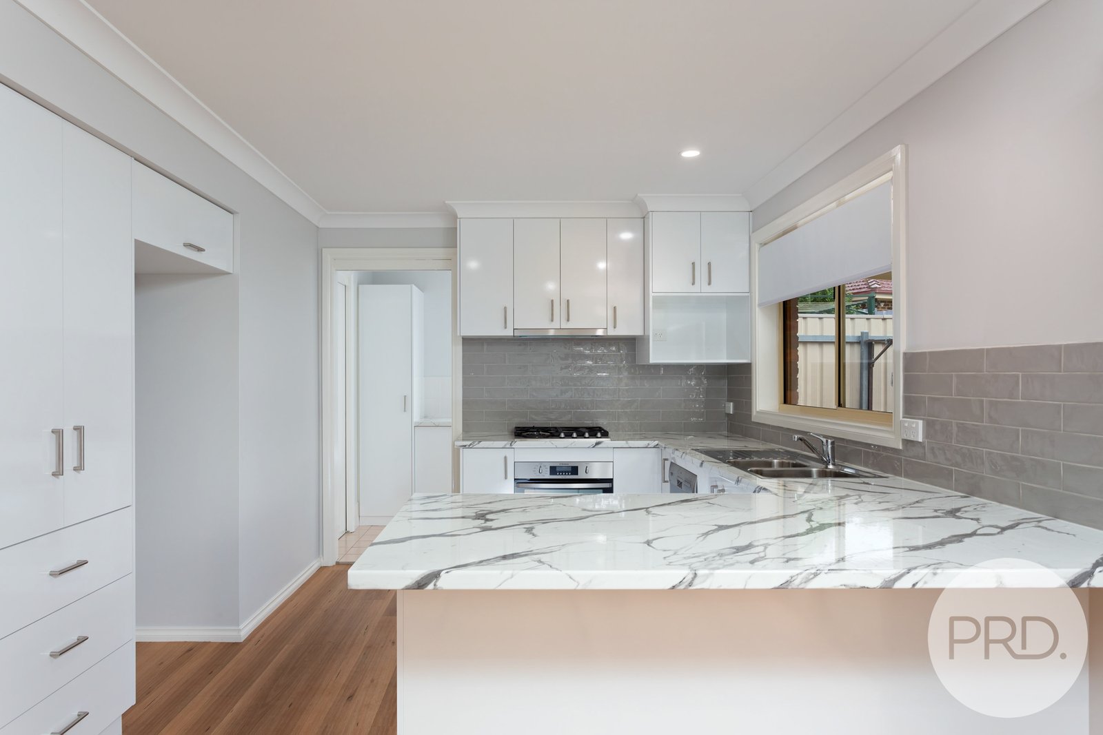 2/5 Minchin Place KOORINGAL 4