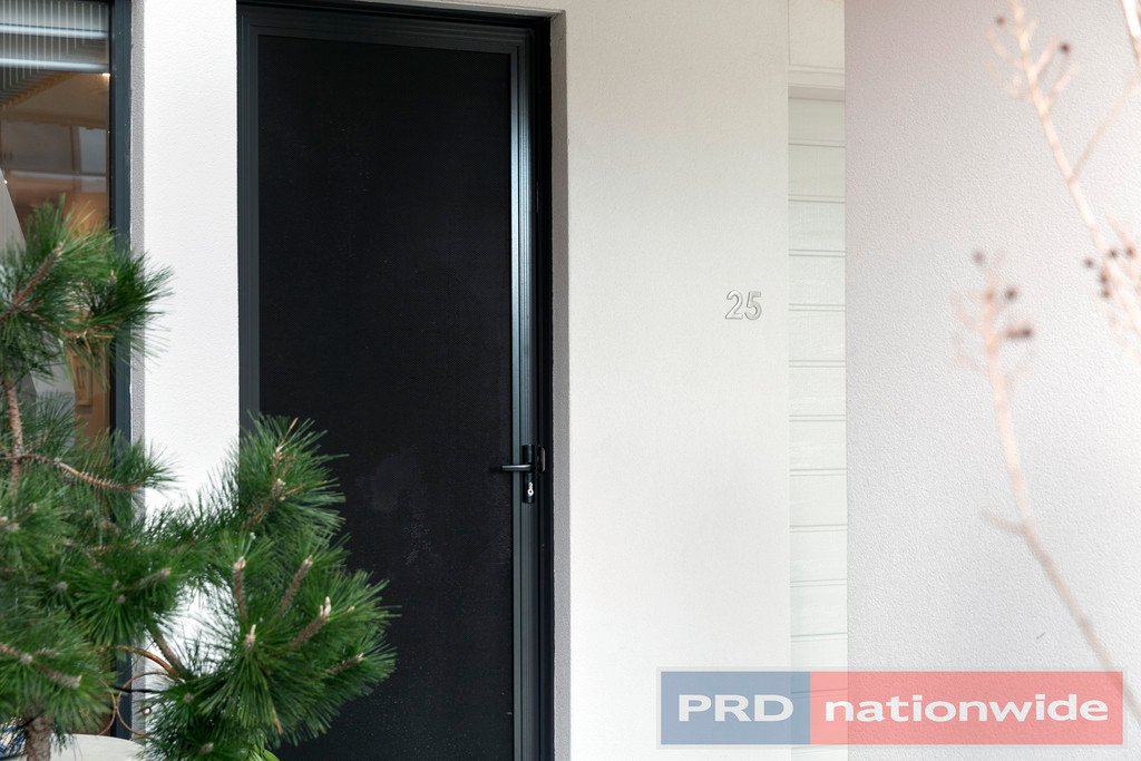 25 Monteith Place BALLARAT CENTRAL 2