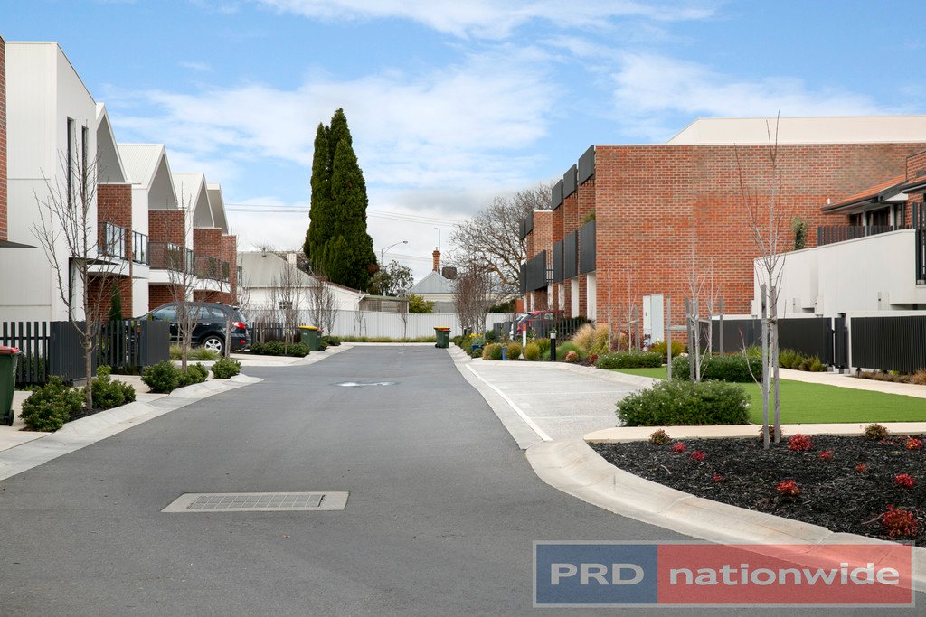 25 Monteith Place BALLARAT CENTRAL 14