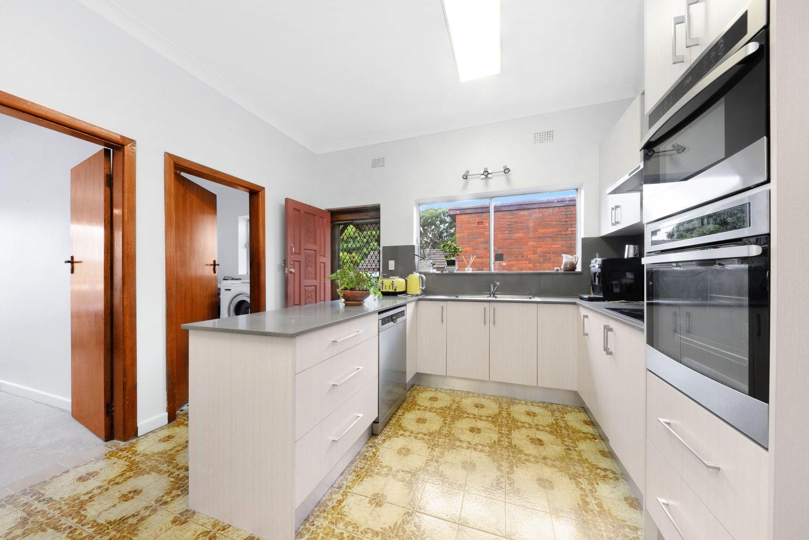 25 Moorina Avenue MATRAVILLE 3