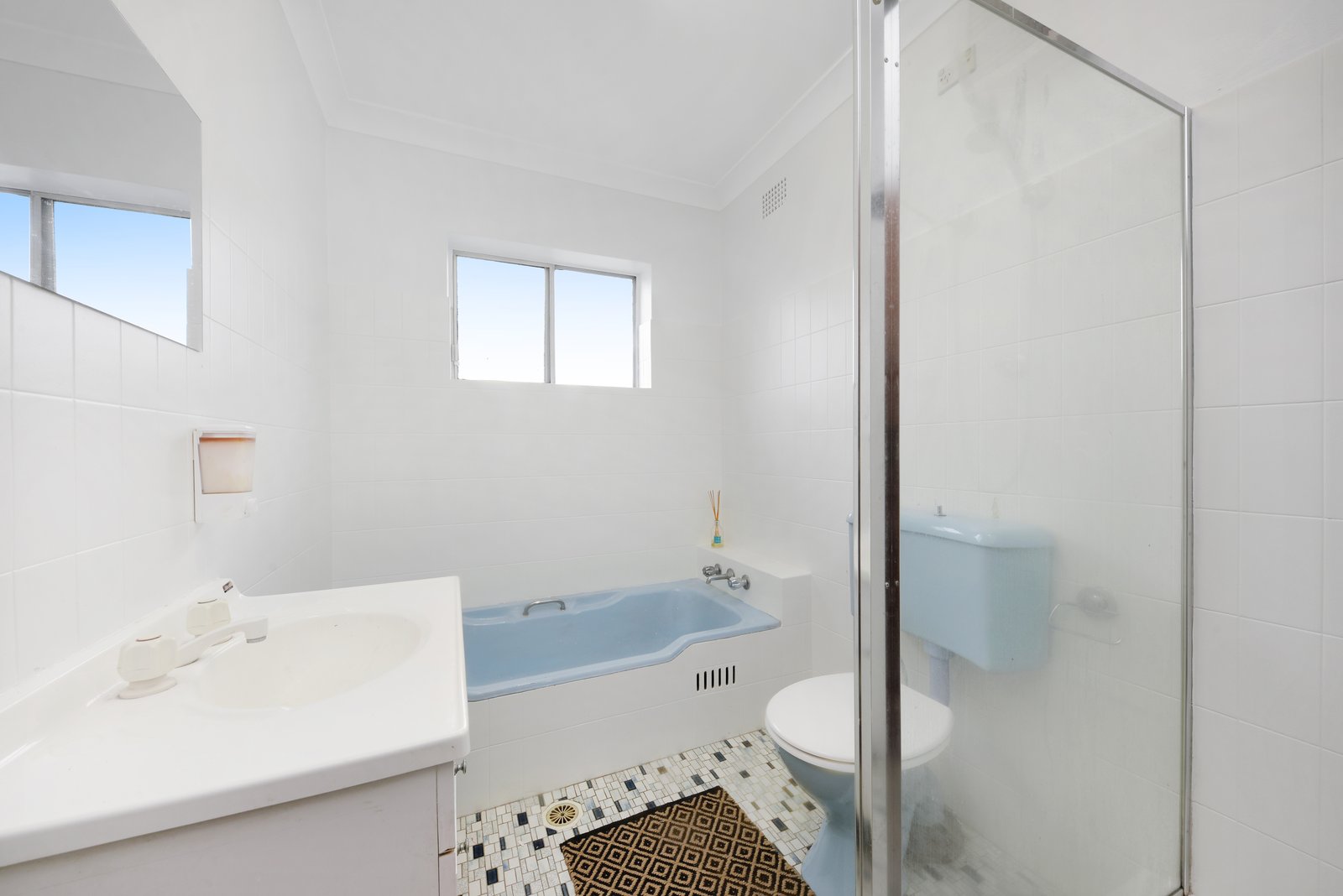 25 Moorina Avenue MATRAVILLE 8