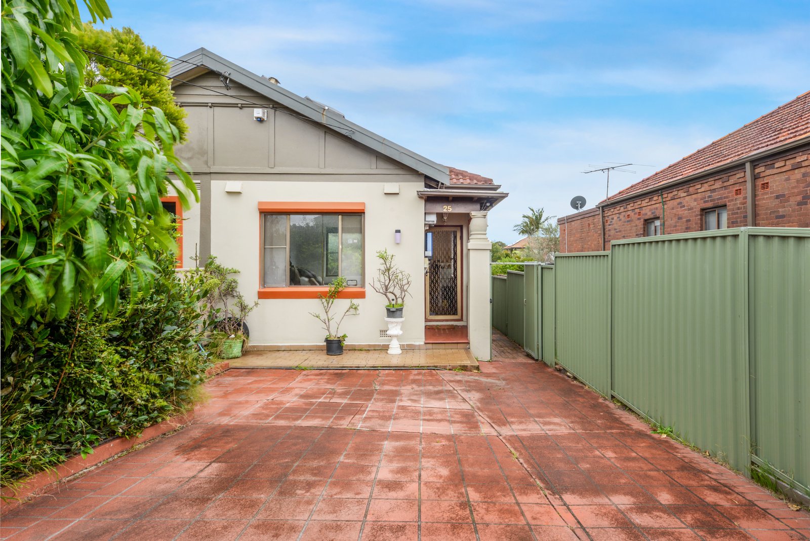 25 Moorina Avenue MATRAVILLE 11