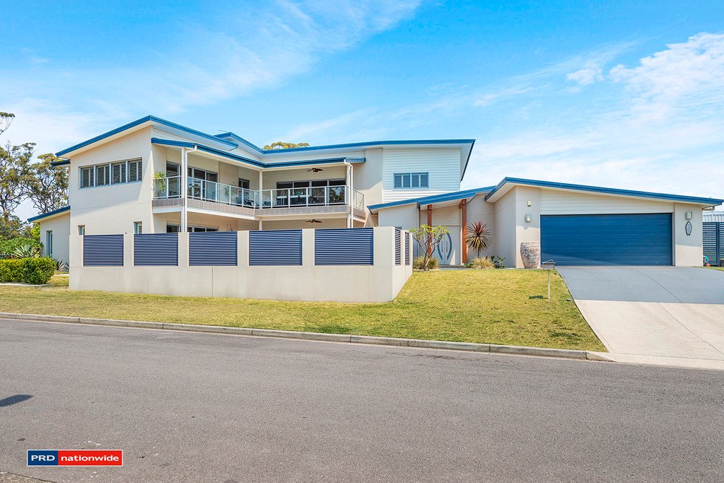 25 Mooring Avenue CORLETTE 1