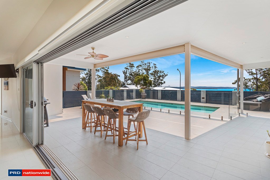 25 Mooring Avenue CORLETTE 11