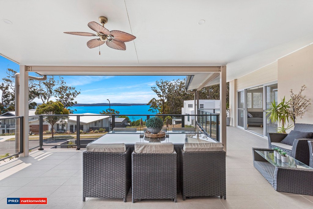 25 Mooring Avenue CORLETTE 3