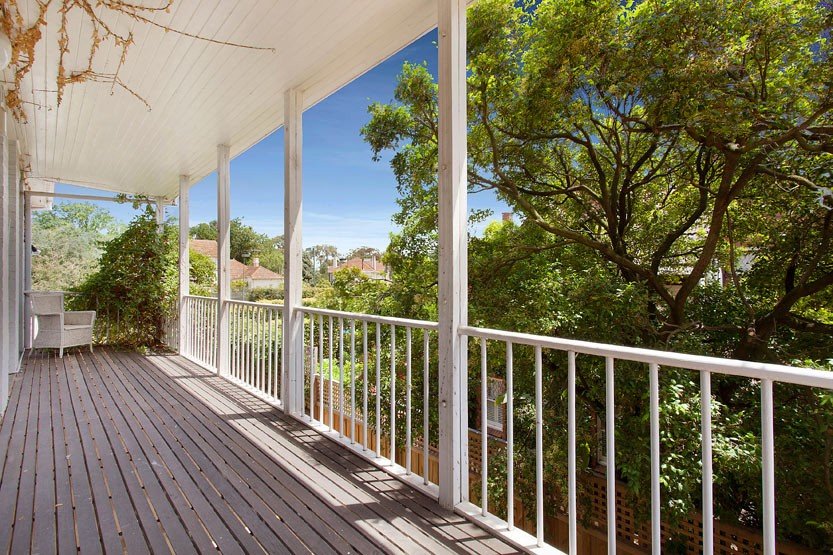 Real Estate and Property in 2/5 Moralla Road, Kooyong, VIC