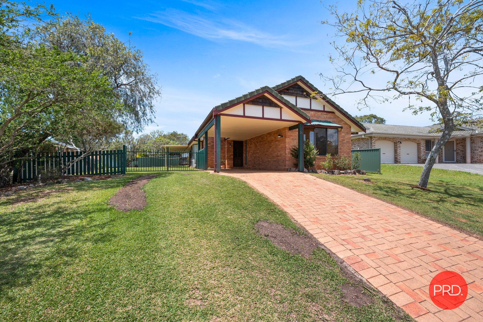 25 Moseley Drive BOAMBEE EAST 2