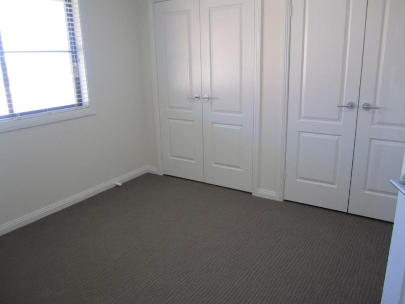 25 Mountain Gum Road TAMWORTH 5