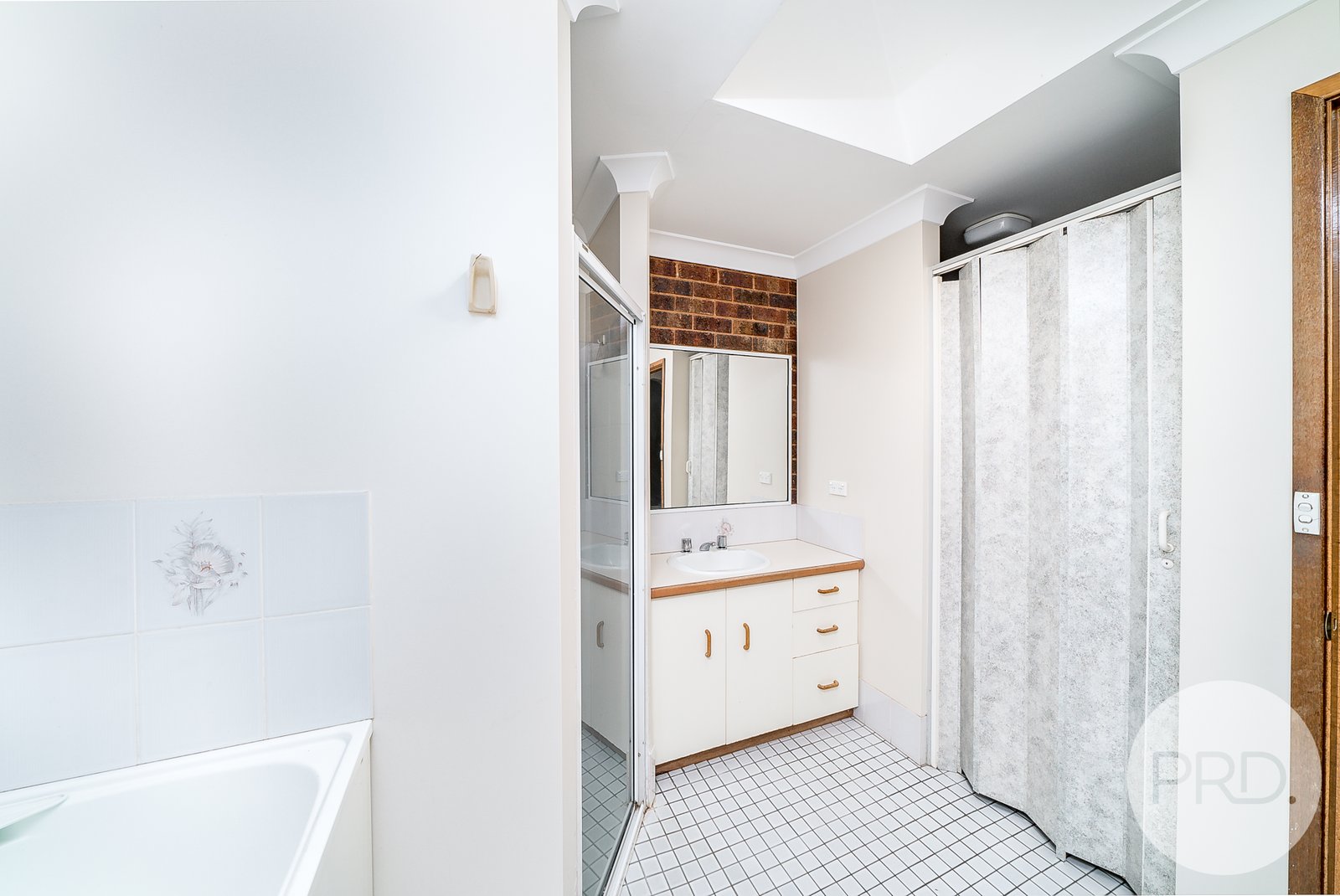 2/5 Narrung Street WAGGA WAGGA 8