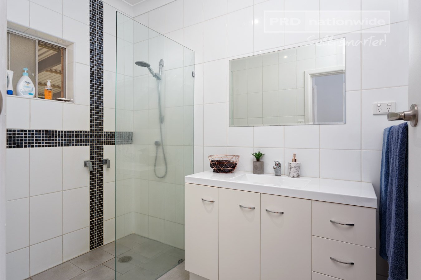 25 Nixon Crescent TOLLAND 9