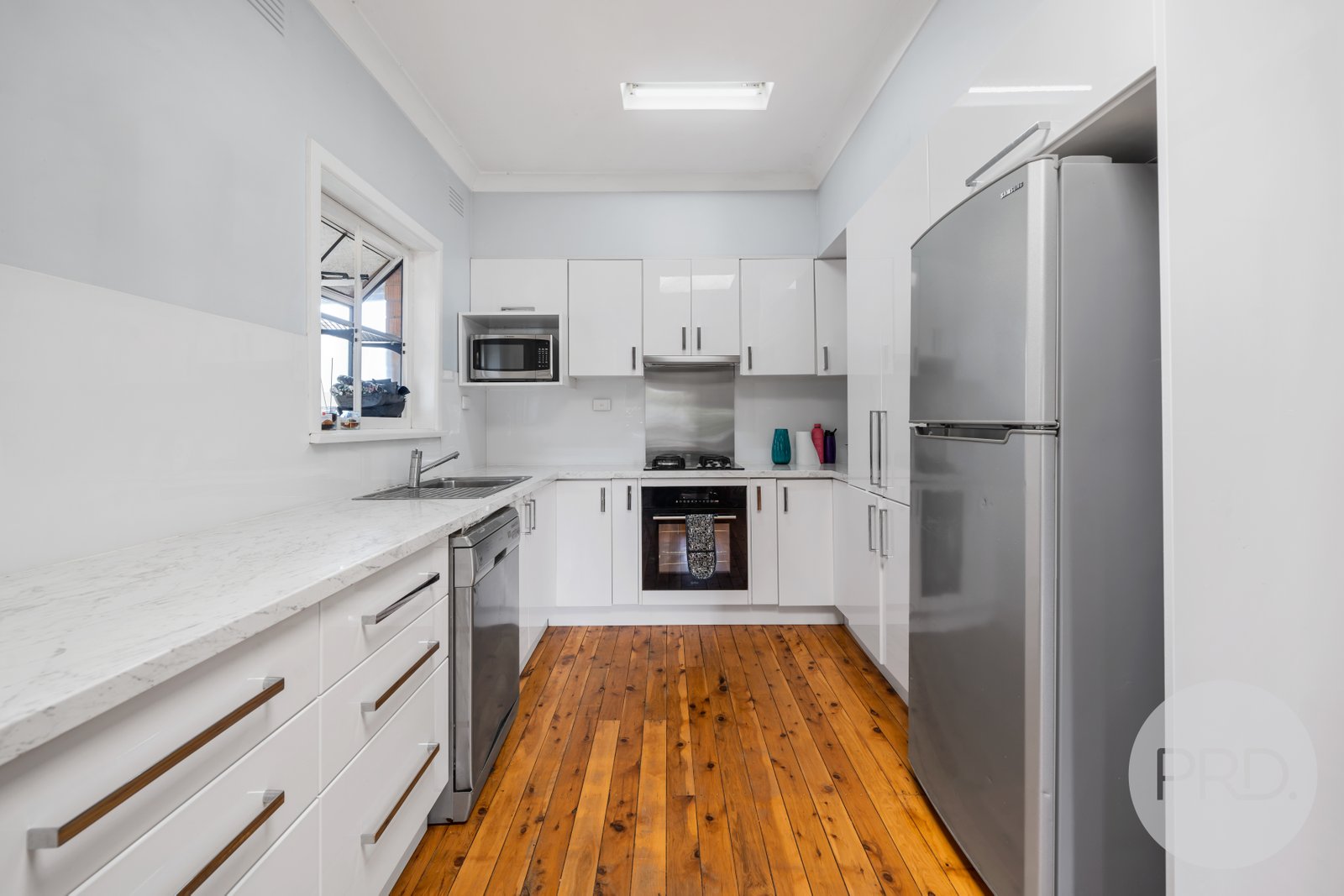 25 Nixon Crescent TOLLAND 2