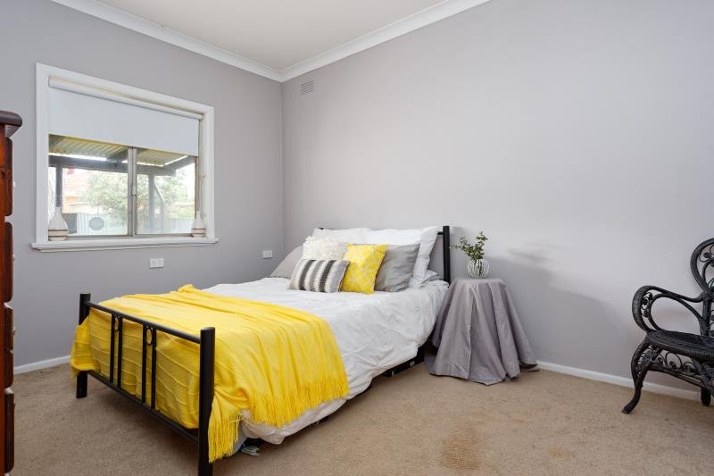 25 Nixon Crescent TOLLAND 7