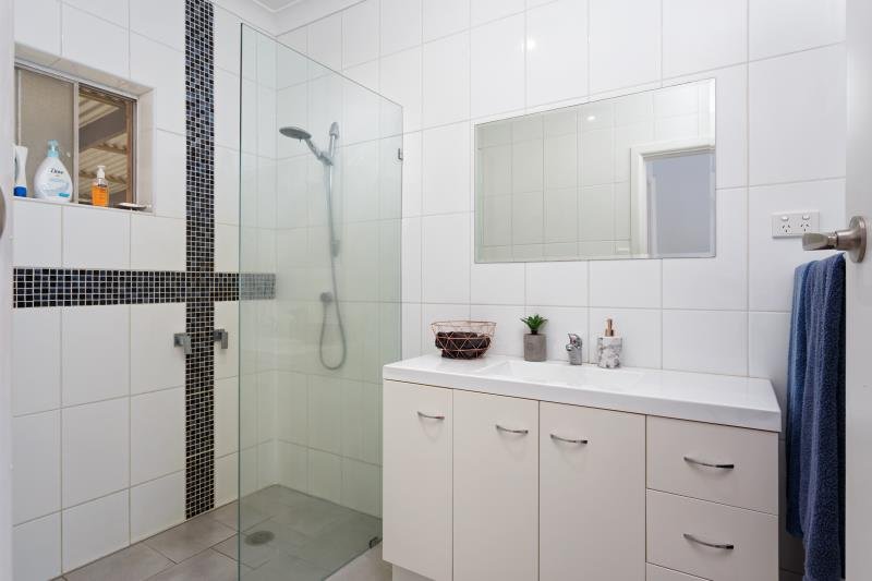 25 Nixon Crescent TOLLAND 8