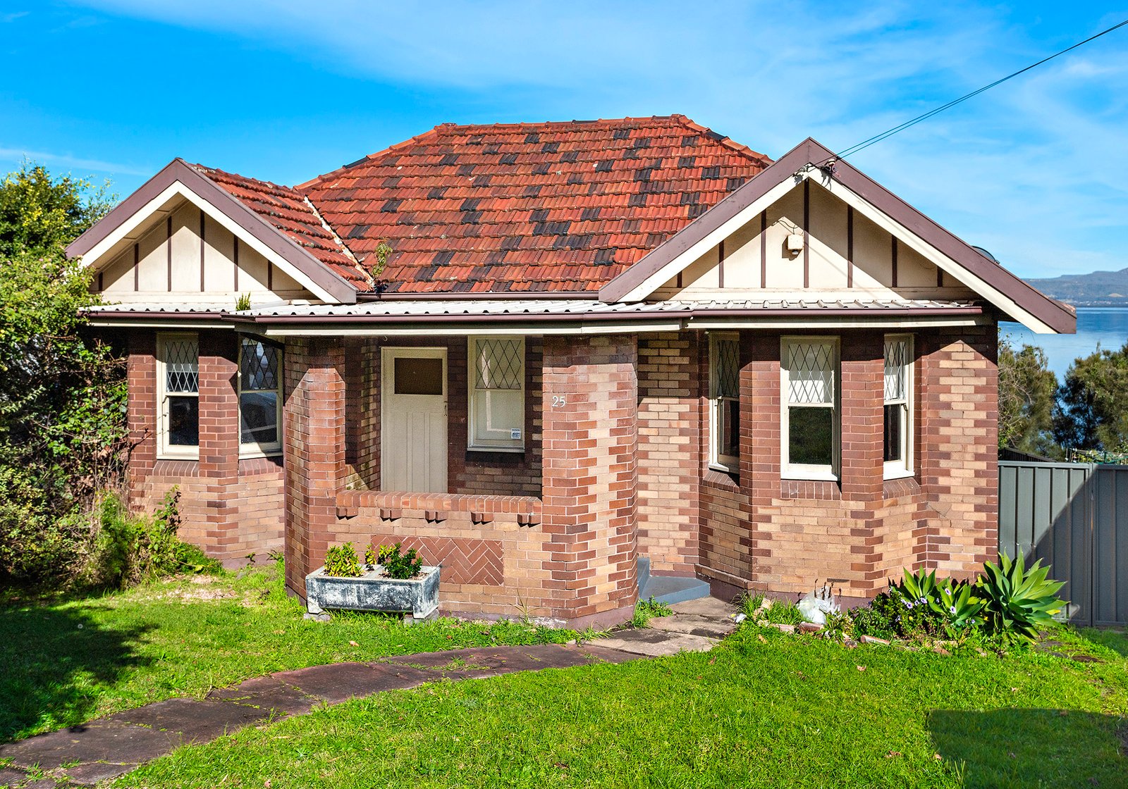 25 Northcliffe Dr  LAKE HEIGHTS 3