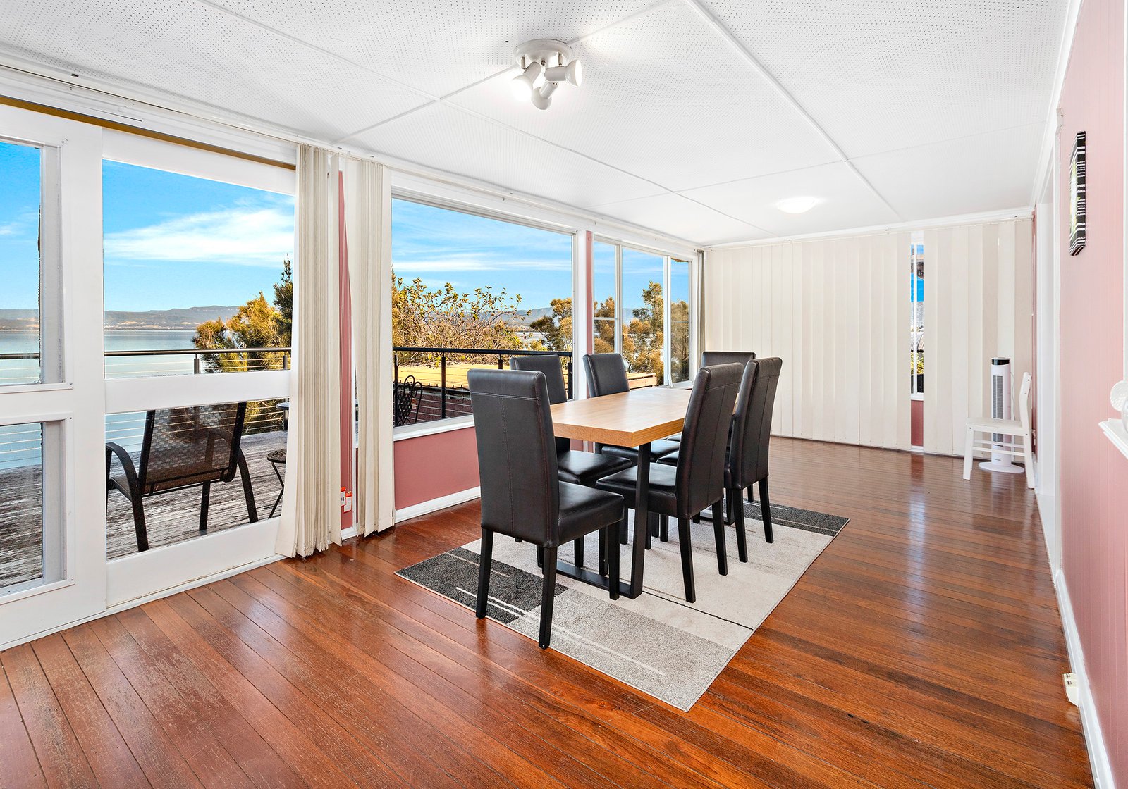 25 Northcliffe Dr  LAKE HEIGHTS 4