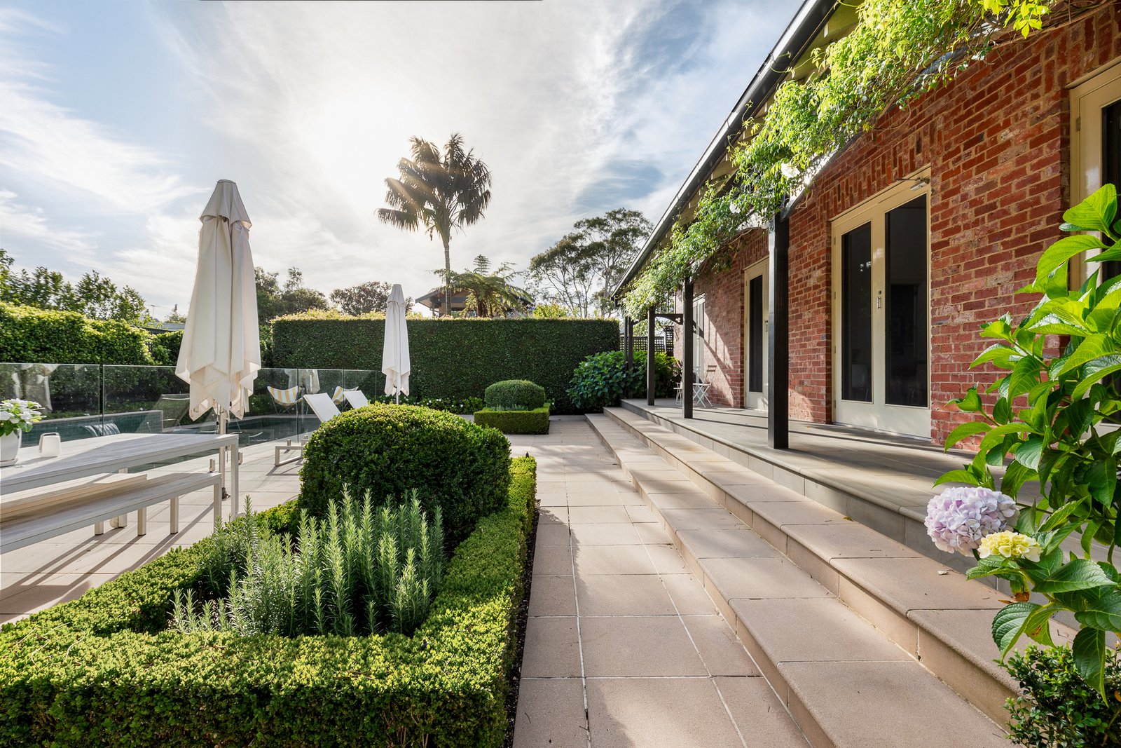 Real Estate and Property in 25 Oak Grove, Brighton, VIC