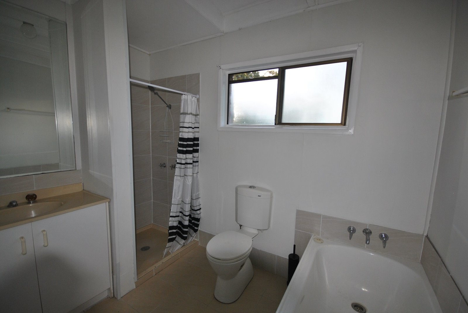 25 Oberon Way OXENFORD 6