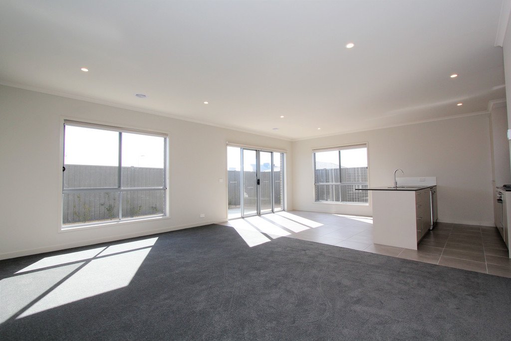 25 O'Callaghan Parade Lucas 2