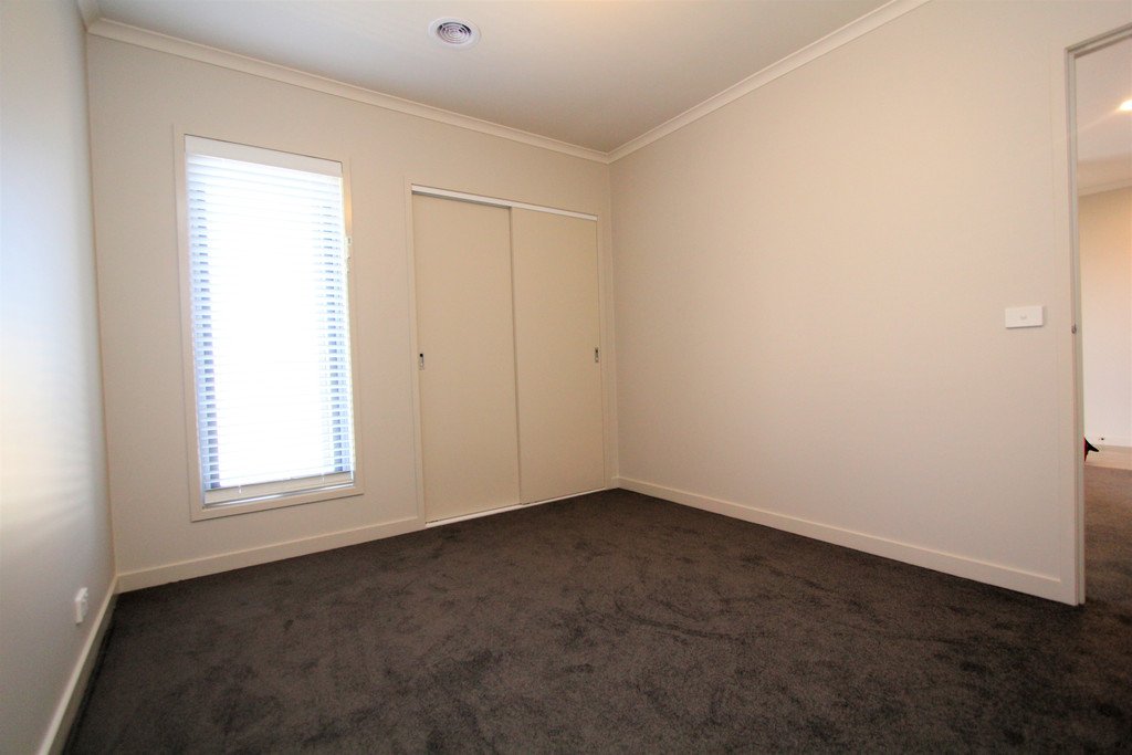 25 O'Callaghan Parade Lucas 3