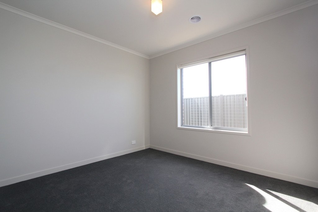 25 O'Callaghan Parade Lucas 4