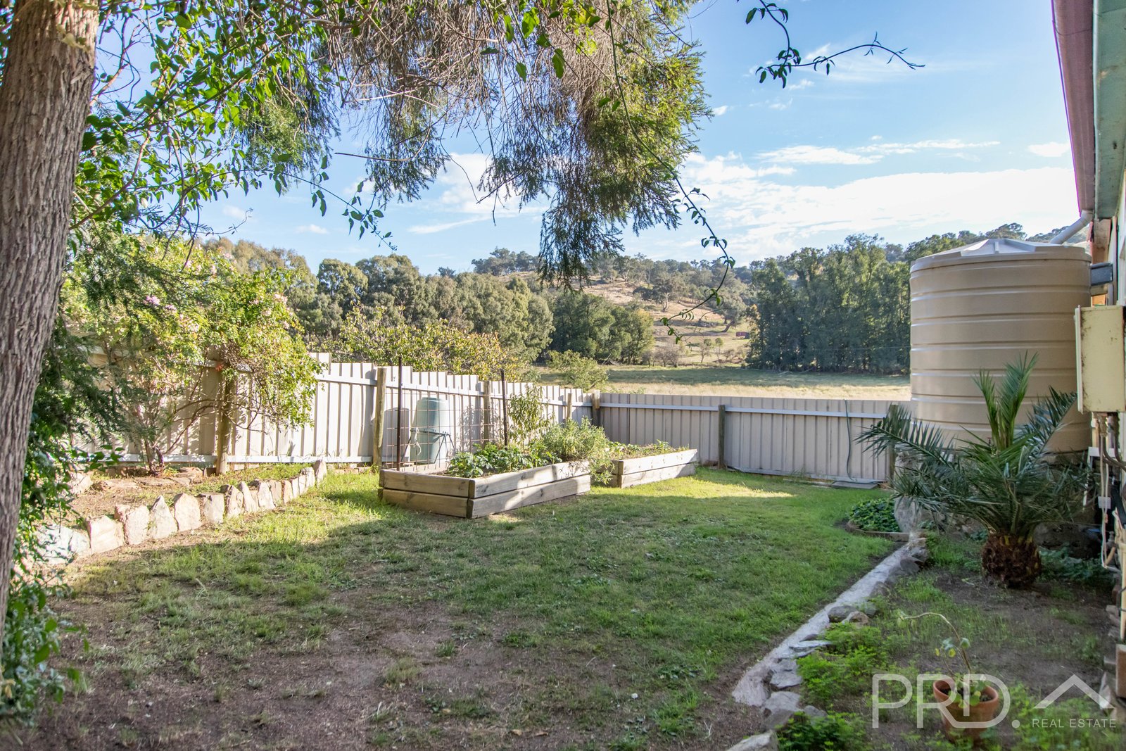 25 Old Gundagai Road ADELONG 17