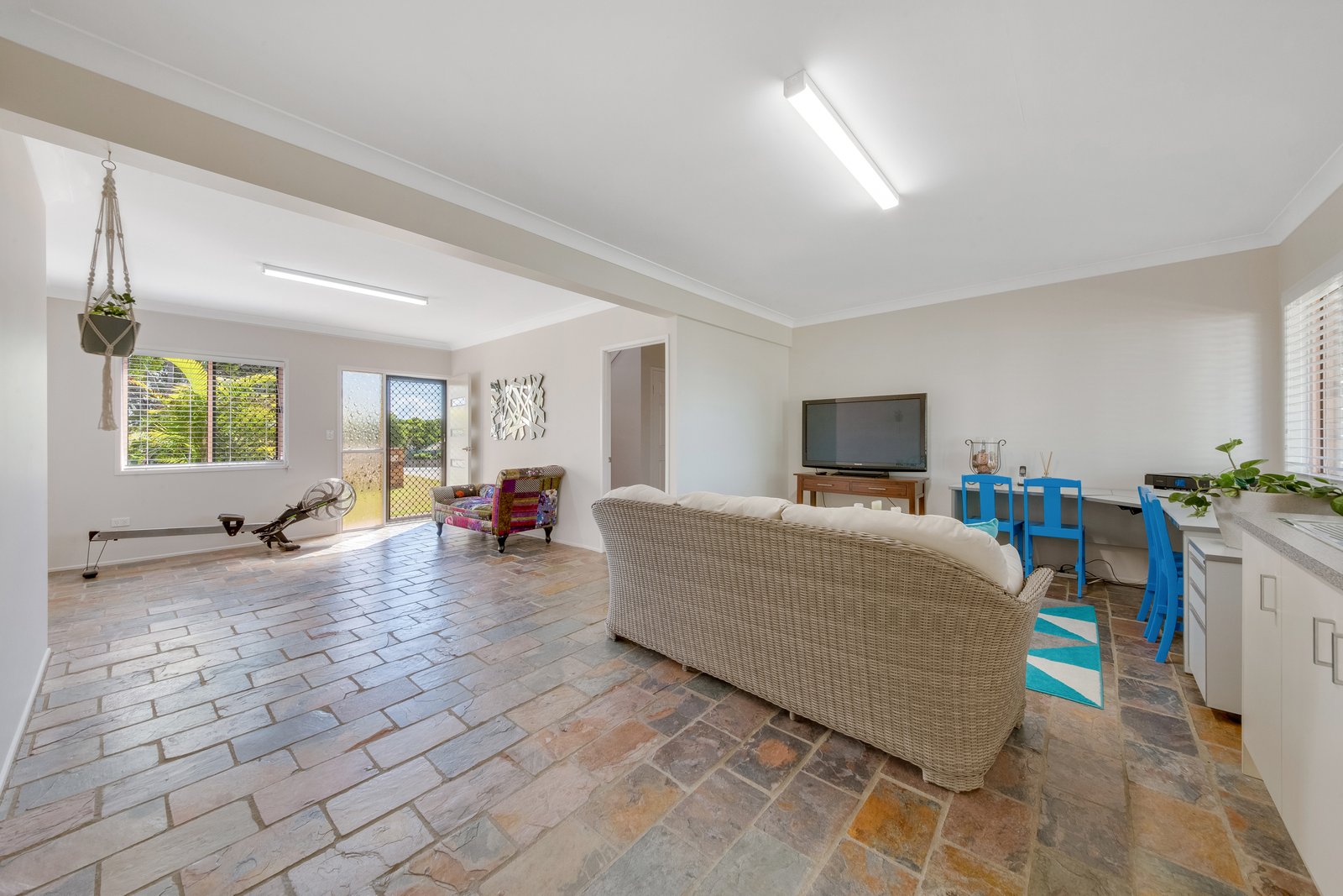 25 Pacific Avenue TANNUM SANDS 10