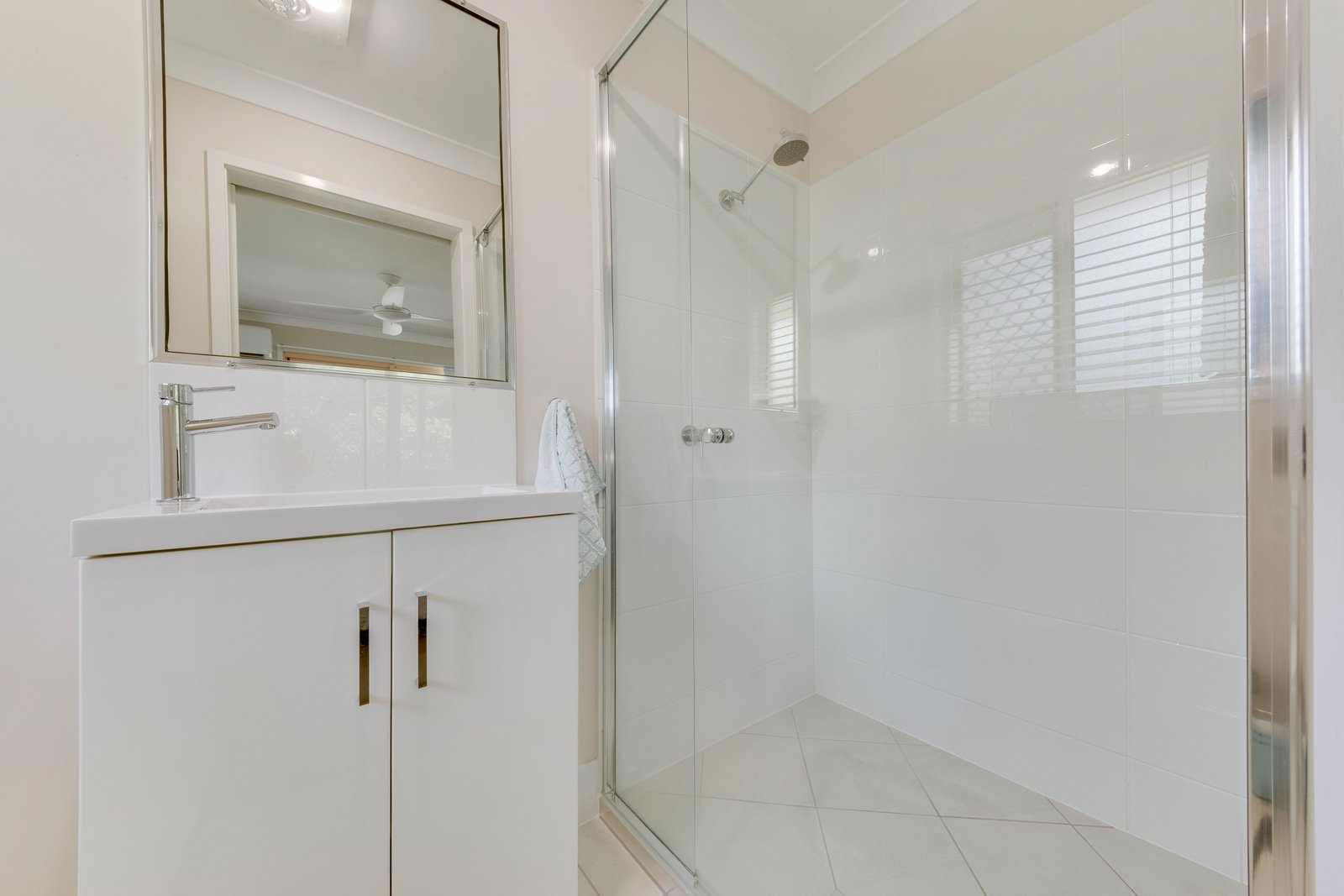 25 Pacific Avenue TANNUM SANDS 17