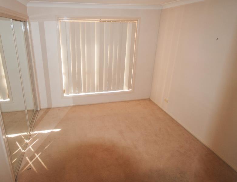 2/5 Paldi Crescent GLENFIELD PARK 5