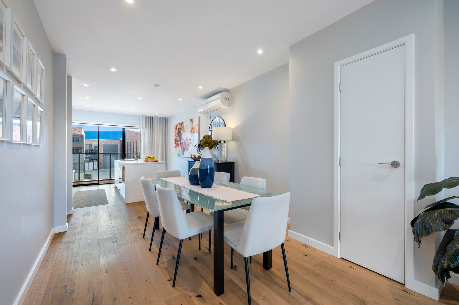 Gallery: 25 Pallisades Boulevard