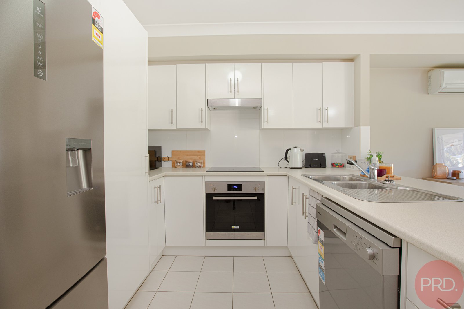 2/5 Parklands Road LARGS 6