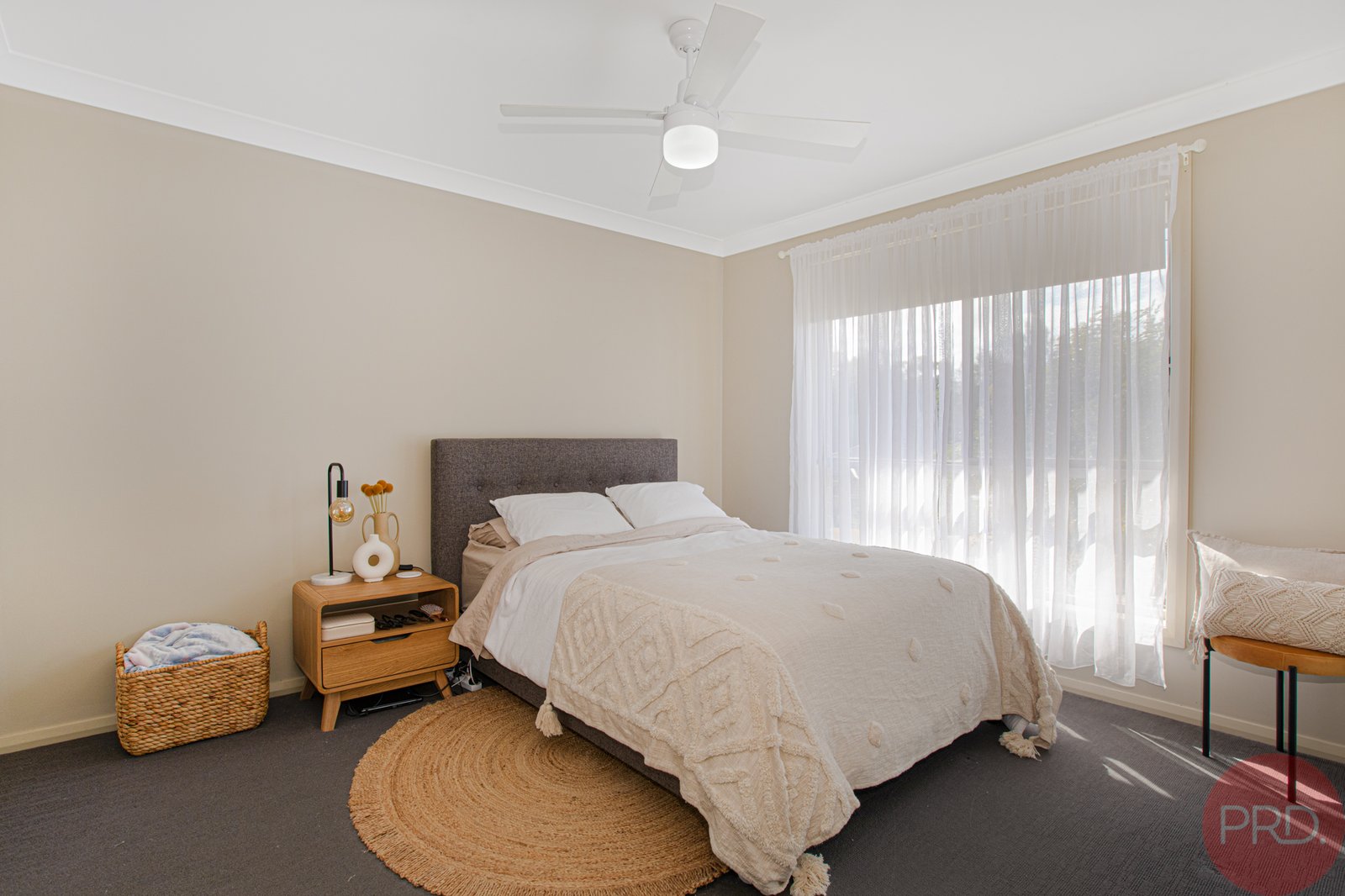 2/5 Parklands Road LARGS 8
