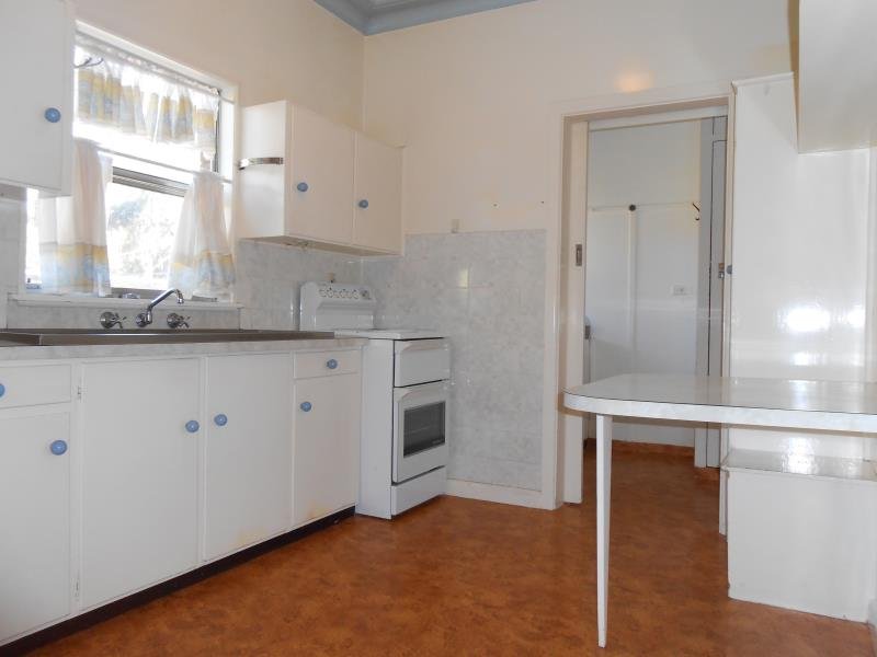 25 Parry Street TAMWORTH 3