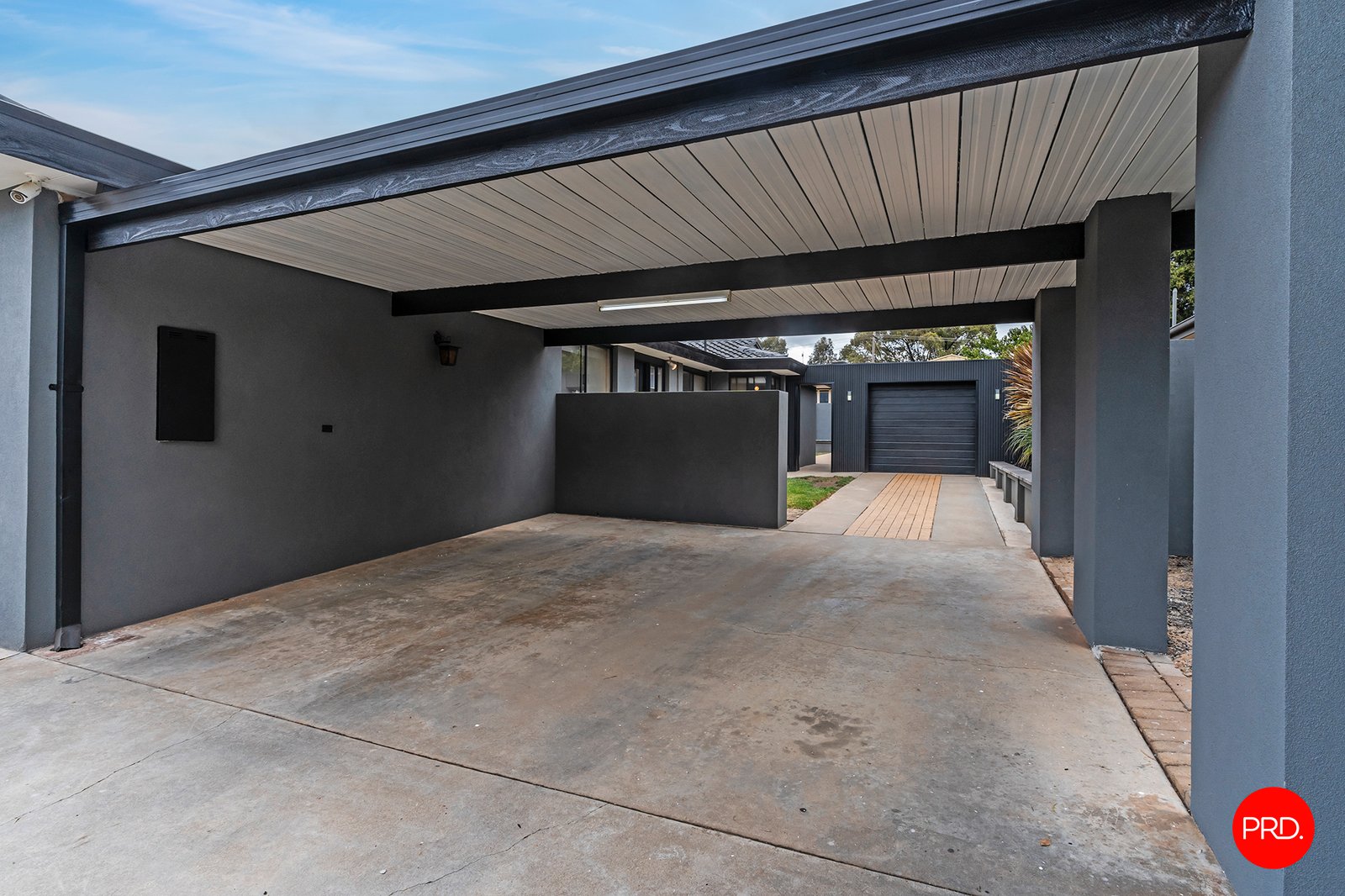 25 Pilcher Street STRATHDALE 23