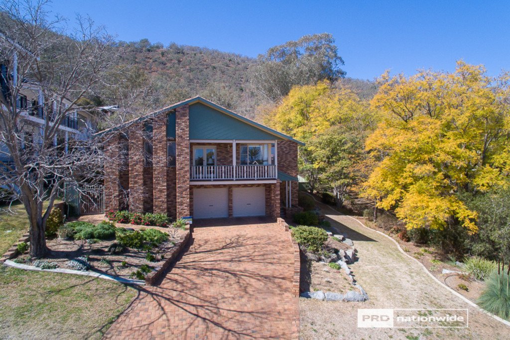 25 Prentice Avenue TAMWORTH 1