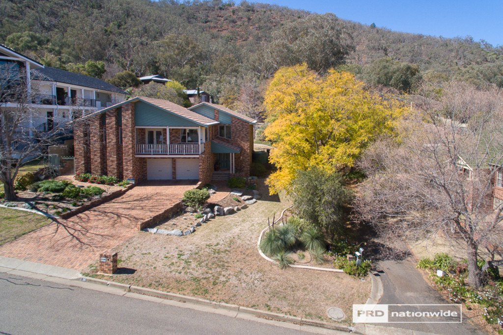 25 Prentice Avenue TAMWORTH 2