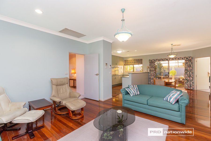 25 Prentice Avenue TAMWORTH 13