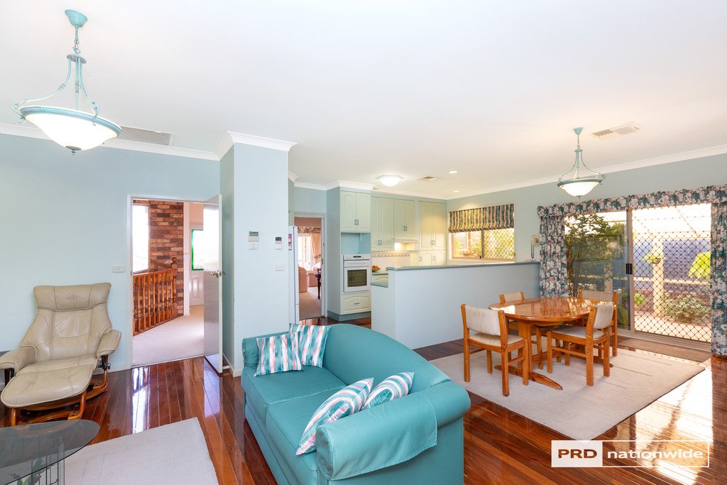 25 Prentice Avenue TAMWORTH 14