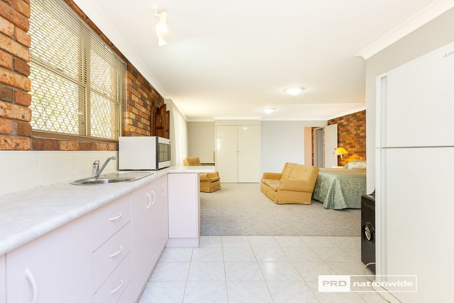 25 Prentice Avenue TAMWORTH 19