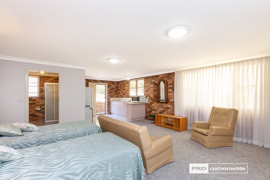 25 Prentice Avenue TAMWORTH 20